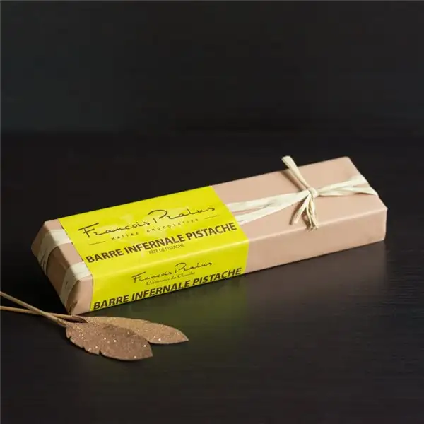 Barre Infernale Pistache se traduce al español como "Barra Infernal de Pistacho".